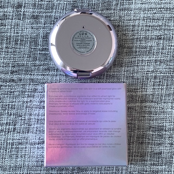 ❗️SALE❗️🆕 BECCA Prismatic Amethyst Highlighter - Picture 7 of 7